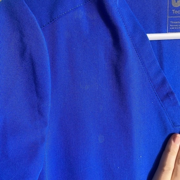 Figs Casma Three-Pocket Scrub Top - Picture 4 of 8